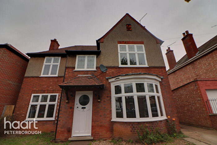 4 Bedroom Detached House To Rent In Alexandra Road, Peterborough, PE1