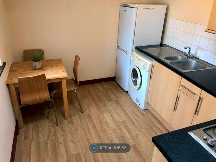 2 Bedroom Flat To Rent In Plungington Road, Preston, PR1