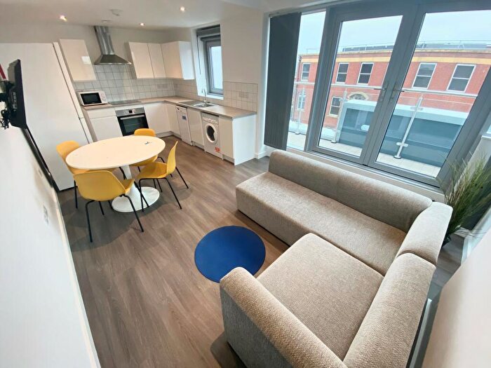 4 Bedroom Apartment To Rent In Rockingham Lane, Sheffield, S1