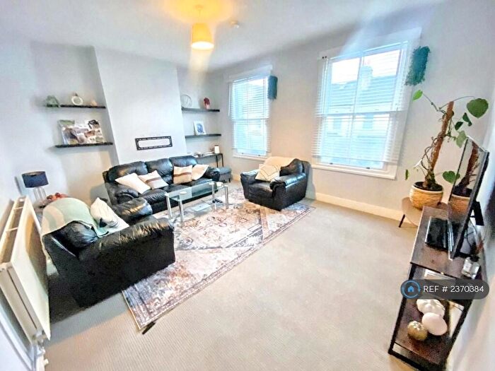1 Bedroom Flat To Rent In Waghorn Street, London, SE15