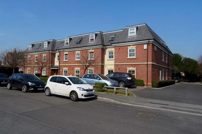 1 Bedroom Flat To Rent In Craven Road, Newbury RG14