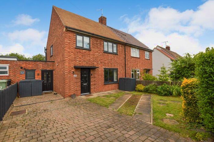 3 Bedroom Semi-Detached House To Rent In Drift Road, Stamford, PE9