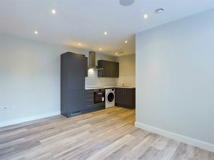 2 Bedroom Apartment To Rent In Guildhall Apartments, Old Guildhall Yard, Doncaster, DN1