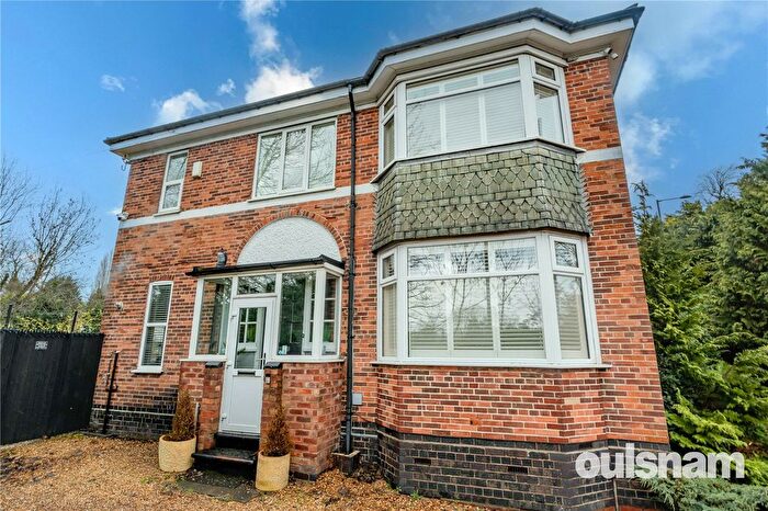 4 Bedroom Semi Detached House For Sale In Pershore Road South, Kings Norton, Birmingham, West Midlands, B30