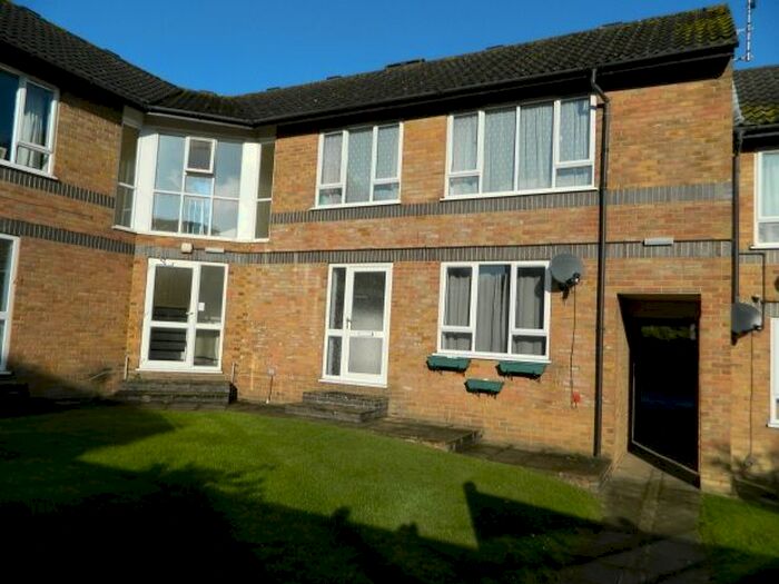 1 Bedroom Flat To Rent In Ghyll Court, Station Road, Southwater, Horsham, RH13