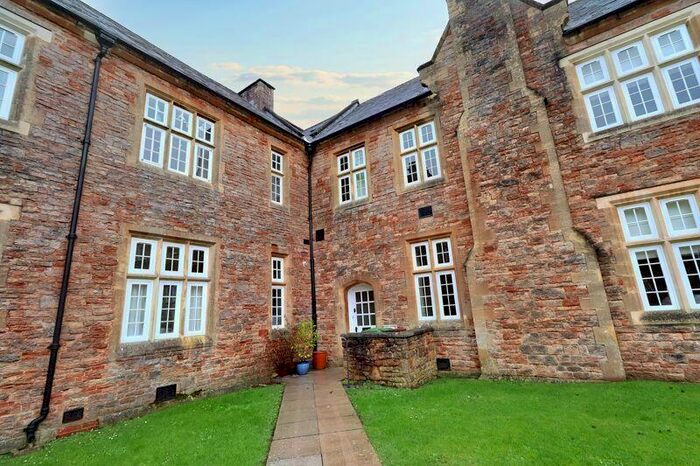 2 Bedroom House To Rent In Nettlecombe House, Wells, BA5