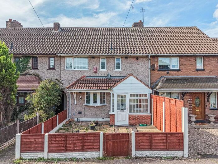 3 Bedroom Terraced House For Sale In Irvine Road, Bloxwich, Walsall, WS3