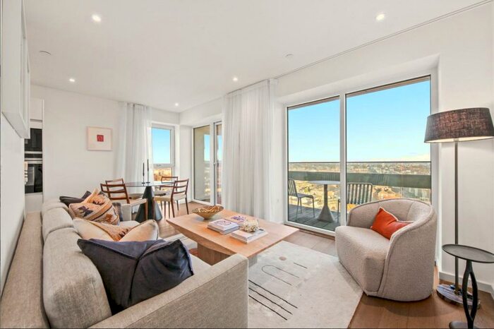 2 Bedroom Flat To Rent In Xy Apartments, London, N7