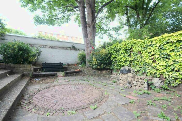Studio To Rent In Crowndale Road, London, NW1