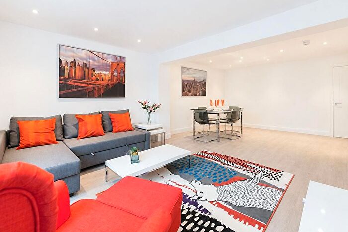 2 Bedroom Flat To Rent In Porchester Place, Paddington, London, W2