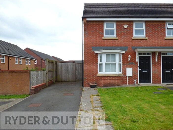 3 Bedroom Semi-Detached House To Rent In Wren Way, Rochdale, Greater Manchester, OL16