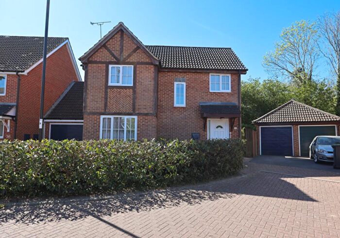 3 Bedroom Detached House For Sale In Woolven Close, Burgess Hill, RH15