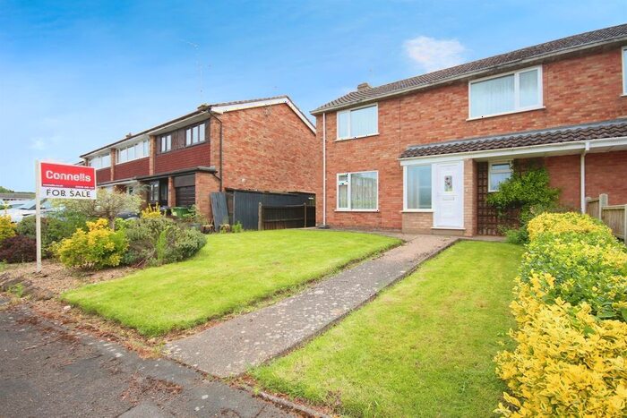 3 Bedroom Semi-Detached House For Sale In Price Road, Cubbington, Leamington Spa, CV32