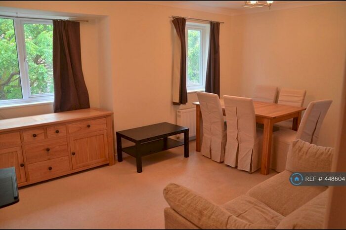 1 Bedroom Flat To Rent In Boundary Court, Cambridge, CB1
