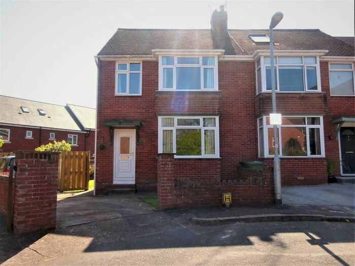 3 Bedroom Semi-Detached House To Rent In Hanover Close, Exeter, Devon, EX1