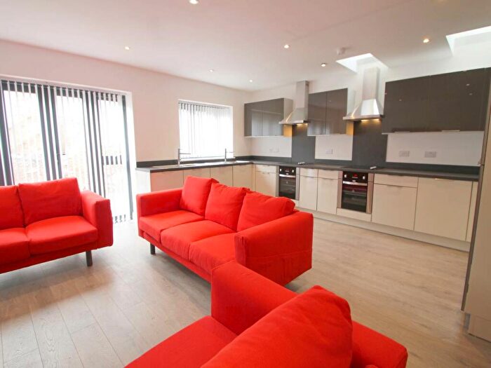 9 Bedroom House To Rent In Cyprian House, Monthermer Road, Cathays, CF24