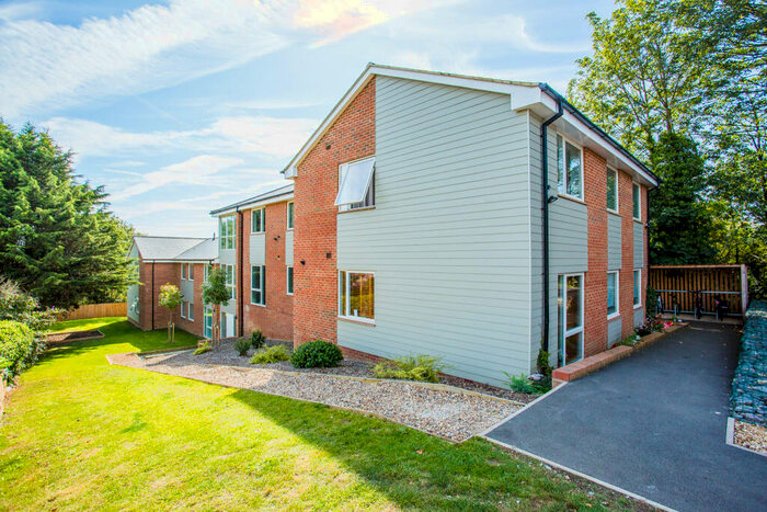 2 Bedroom Apartment To Rent In Moreton Road, Buckingham, MK18