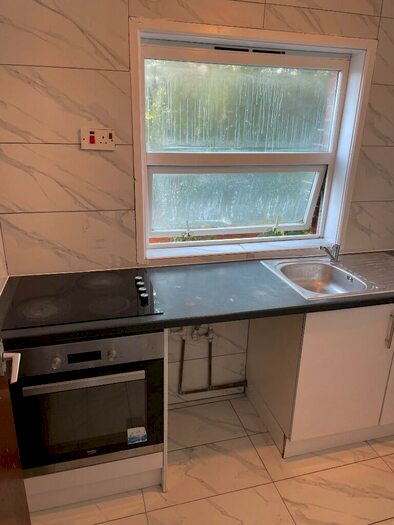 1 Bedroom Flat To Rent In Bevois Valley Road, Southampton, Hampshire, SO14