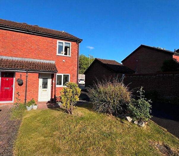 2 Bedroom Semi-Detached House For Sale In Lennon Way, Basingstoke, RG22