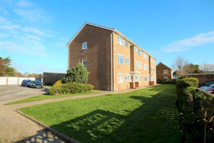 2 Bedroom Apartment To Rent In Grove Road, Barton On Sea, New Milton, BH25