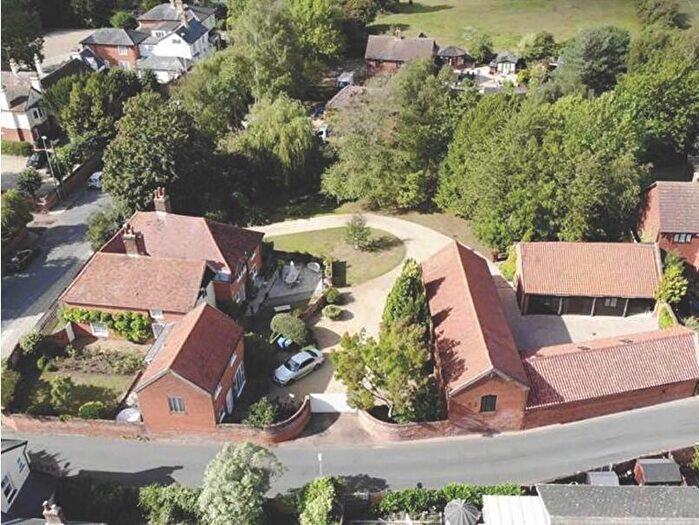 7 Bedroom Farm House For Sale In Street Farmhouse & Cottage & Barns, Old Norwich Road, Ipswich, Suffolk, IP1