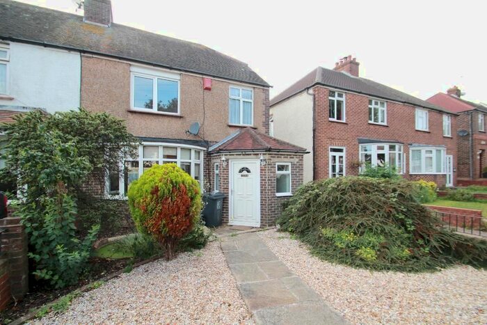 3 Bedroom Semi-Detached House To Rent In Foredown Drive, Portslade, East Sussex, BN41