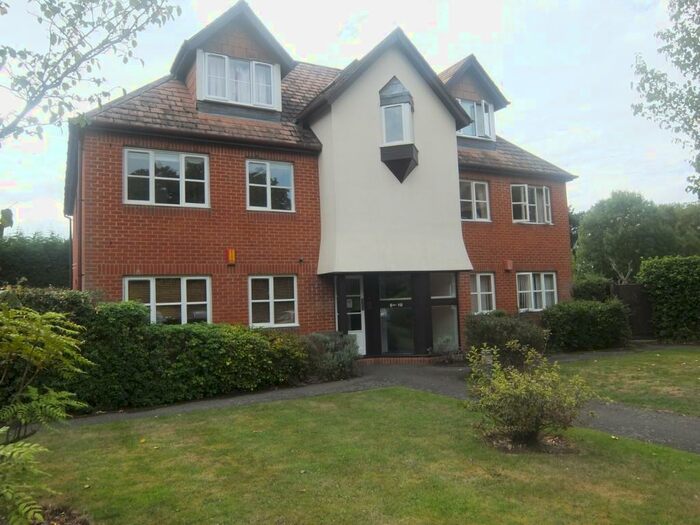 2 Bedroom Apartment To Rent In Mansell Court, Shinfield Road, Reading, RG2