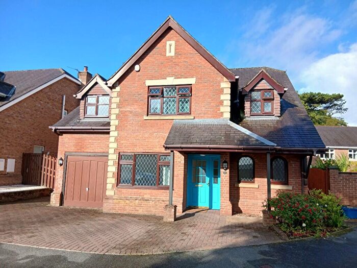 5 Bedroom Detached House For Sale In Bangor, Gwynedd, LL57