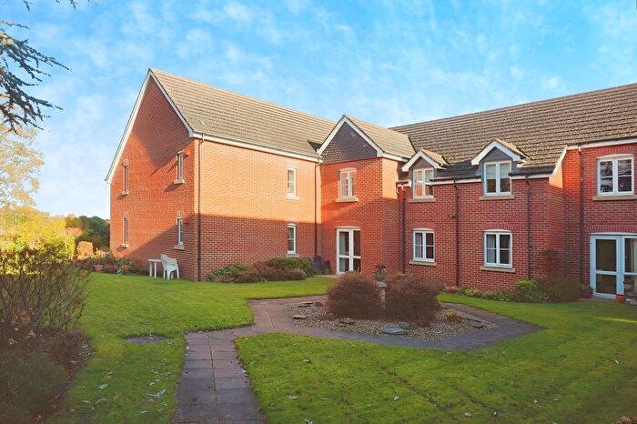 1 Bedroom Flat For Sale In Reddicap Heath Road, Sutton Coldfield, B75