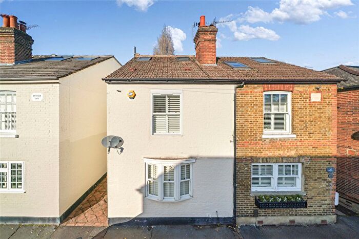 4 Bedroom Semi Detached House For Sale In Radnor Road, Weybridge, Surrey, KT13