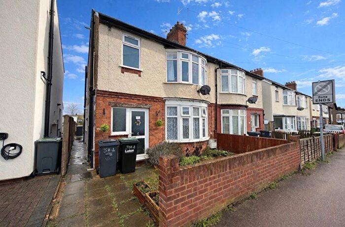 1 Bedroom Maisonette For Sale In Beechwood Road, Luton, LU4