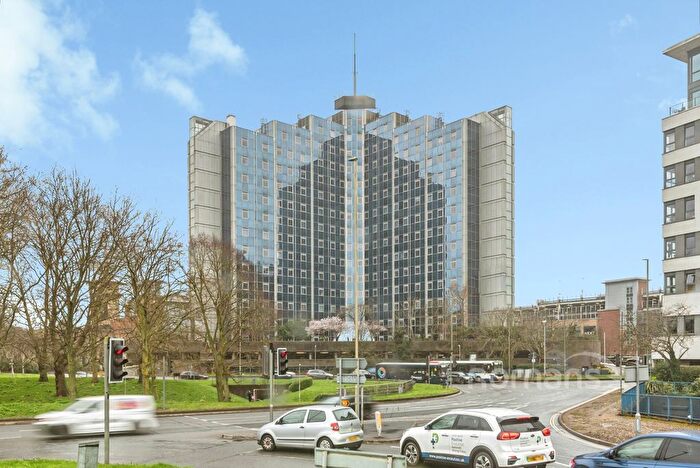 Studio To Rent In Churchill Way, Basingstoke, Hampshire, RG21