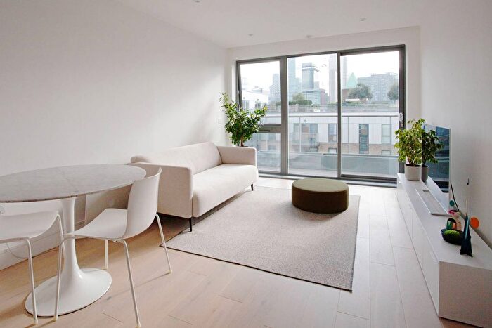 1 Bedroom Flat For Sale In Epstein Square, Tower Hamlets, London, E14