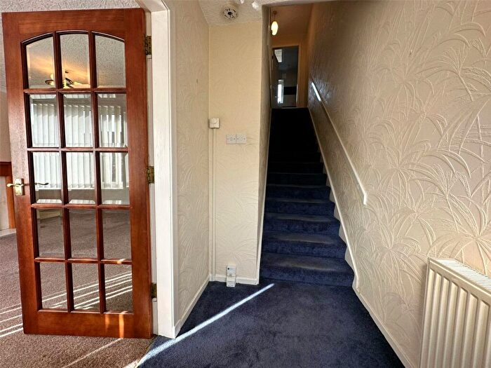 3 Bedroom Terraced House For Sale In Second Avenue, Dumbarton, G82