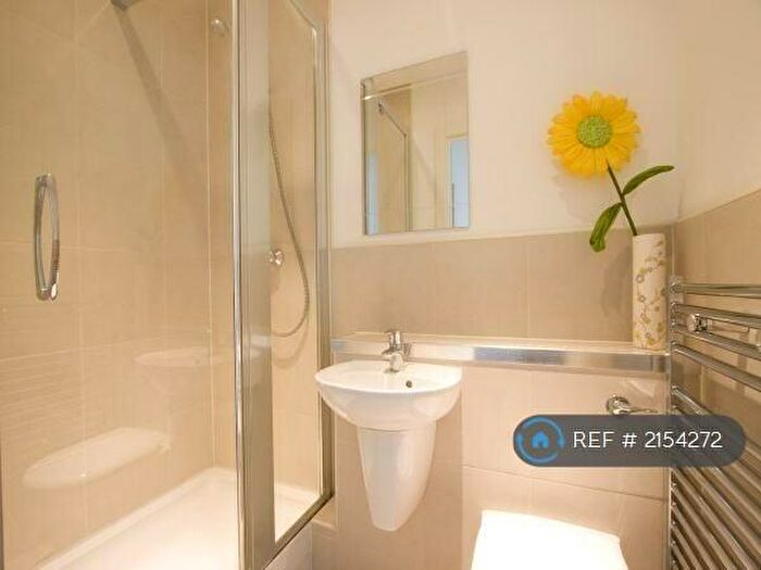 2 Bedroom Flat To Rent In Angel Lane, London, E15