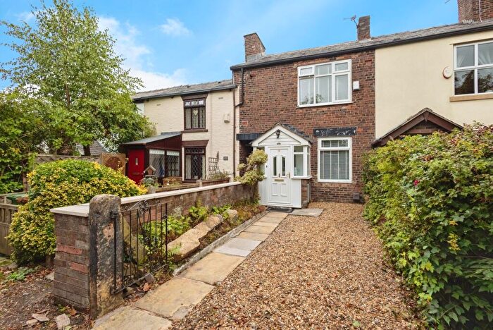 2 Bedroom Terraced House For Sale In Kings Road, Ashton-under-Lyne, Greater Manchester, OL6