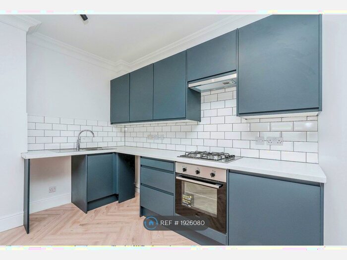 3 Bedroom Flat To Rent In Western Parade, Southsea, PO5