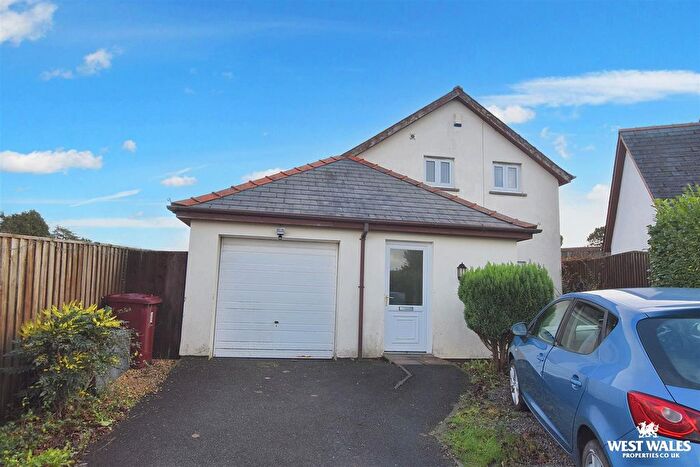 3 Bedroom Detached House For Sale In Falcon Road, Haverfordwest, SA61