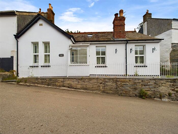 Semi Detached House To Rent In Fore Street, Port Isaac, Cornwall, PL29