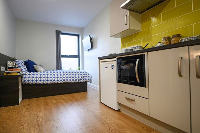 Studio To Rent In Chronicle House, CH1