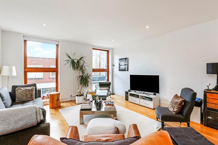 1 Bedroom Flat To Rent In Arlington Road, Camden, NW1