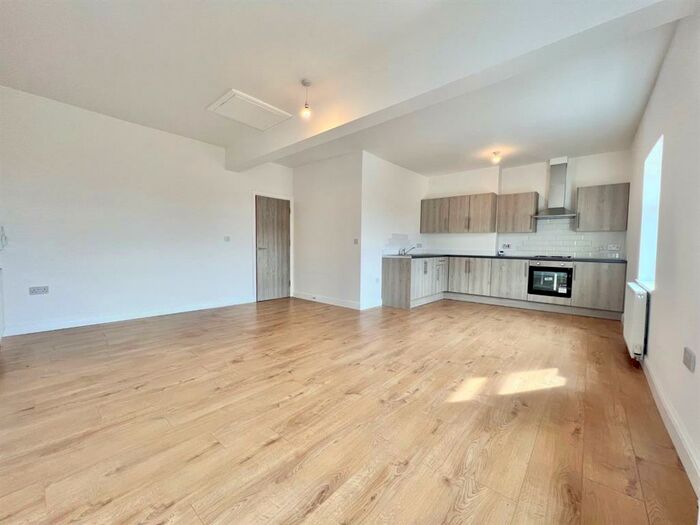 1 Bedroom Apartment To Rent In King Street, Hoyland, Barnsley, S74