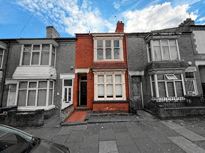 3 Bedroom Terraced House For Sale In Beaconsfield Road, Leicester, LE3