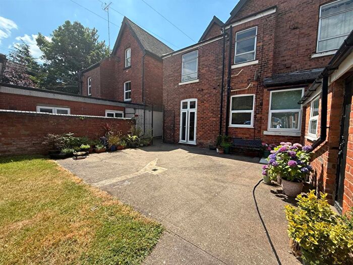1 Bedroom Flat To Rent In Chesterfield Road South, Mansfield, NG19