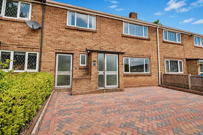 3 Bedroom Terraced House To Rent In Windmill Close, Lichfield, WS13