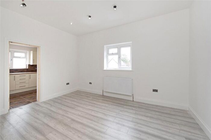 1 Bedroom Flat To Rent In Brigstock Road, Thornton Heath, CR7