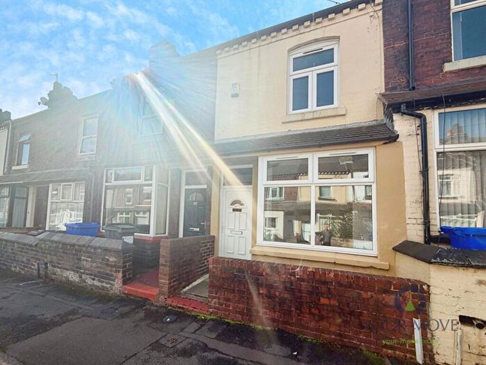 2 Bedroom Terraced House To Rent In King William Street, Stoke-on-Trent, Staffordshire, ST6