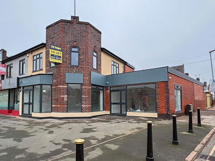 2 Bedroom Flat To Rent In Gainsborough Road, Leicester, LE2