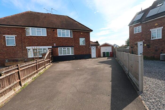 3 Bedroom House To Rent In Plackett Way, SL1