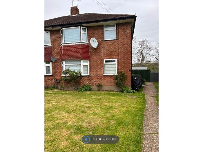 2 Bedroom Maisonette To Rent In Millway Gardens, Northolt, UB5